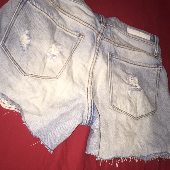 Cute ripped shorts 🥵 - Picture 2 of 4